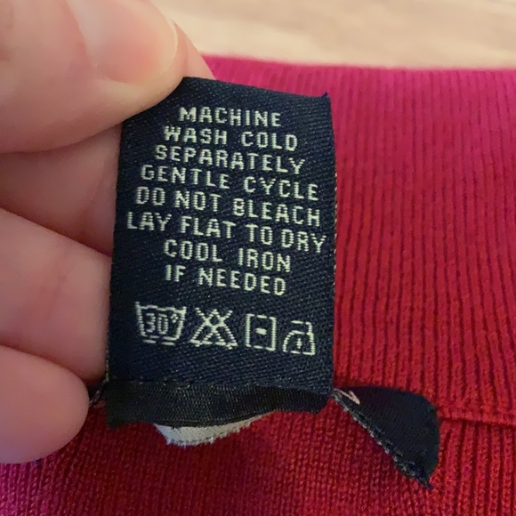 Max Edition Sweater - Picture 6 of 7